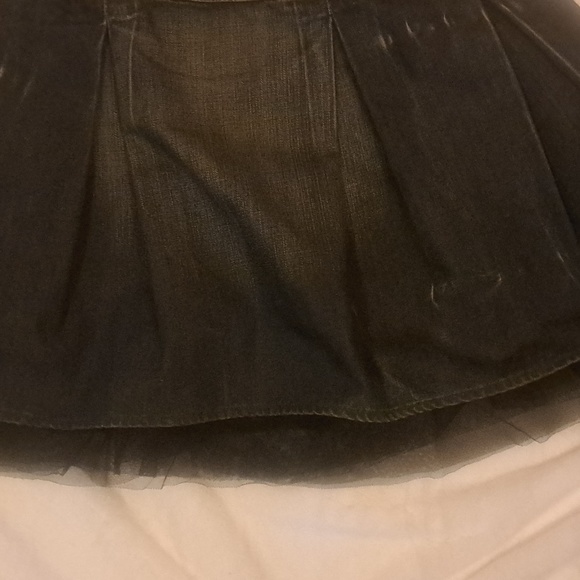 Closet clearance - Picture 7 of 7